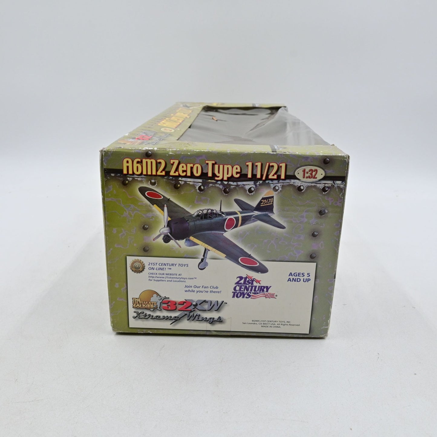 21st Century WWII Ultimate Soldier 32x A6M2 Zero Type 11/211:32 LE 5000