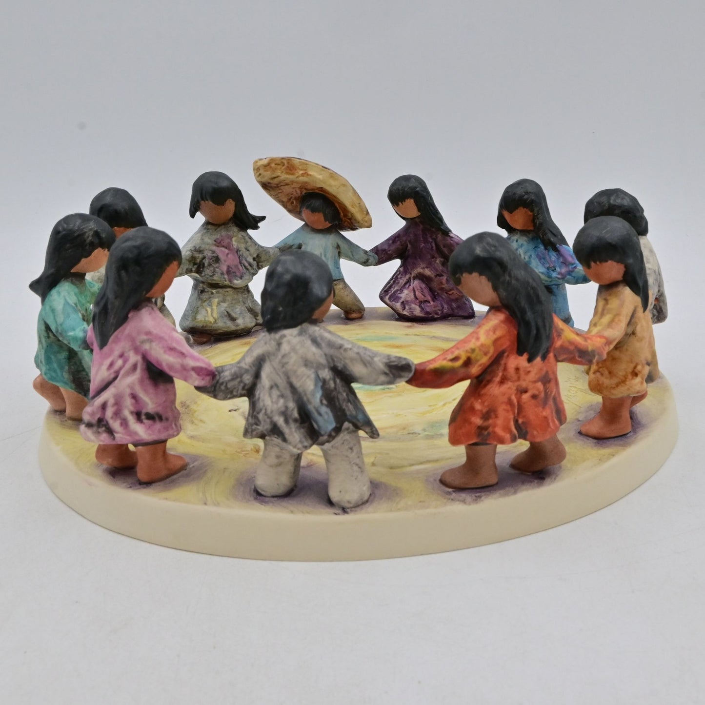 Vintage Goebel Degrazia Los Ninos Circle Of Friends Figurine W/ Box