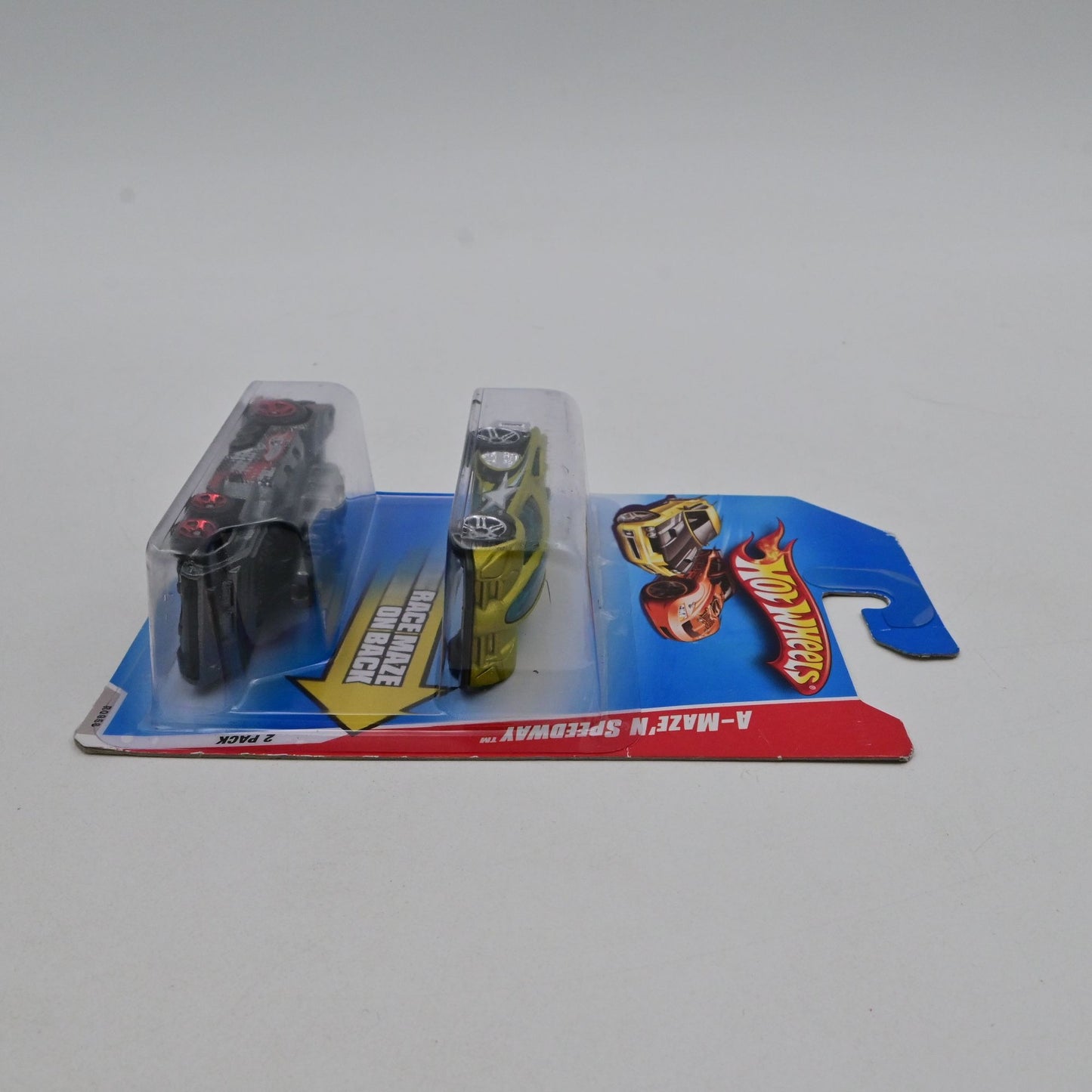 Hot Wheels A-Maze N Speedway 2-Pack Side Draft & Invader Die-Cast Cars