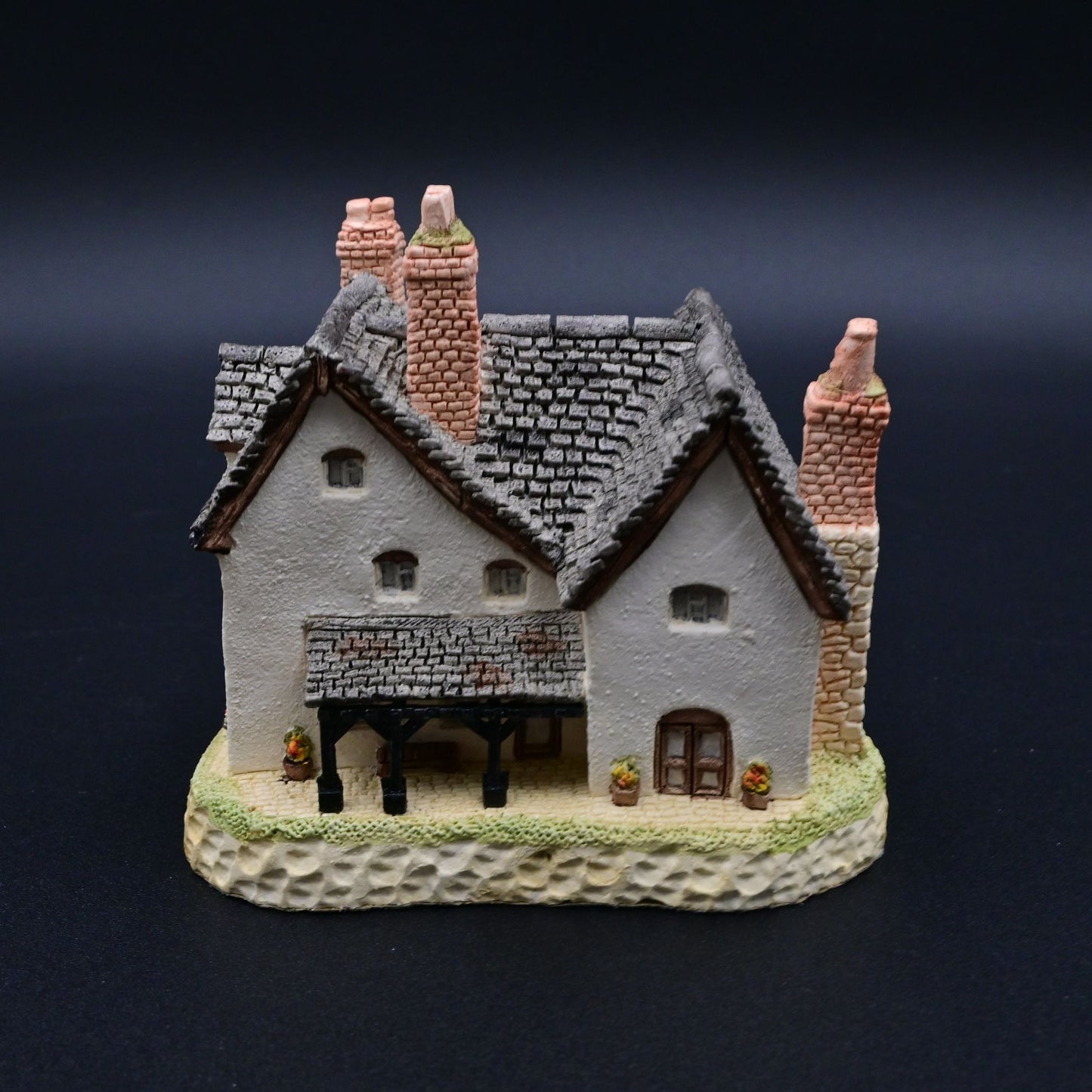 Vintage 1987 David Winter Cottages Benbows Farmhouse Herefordshire