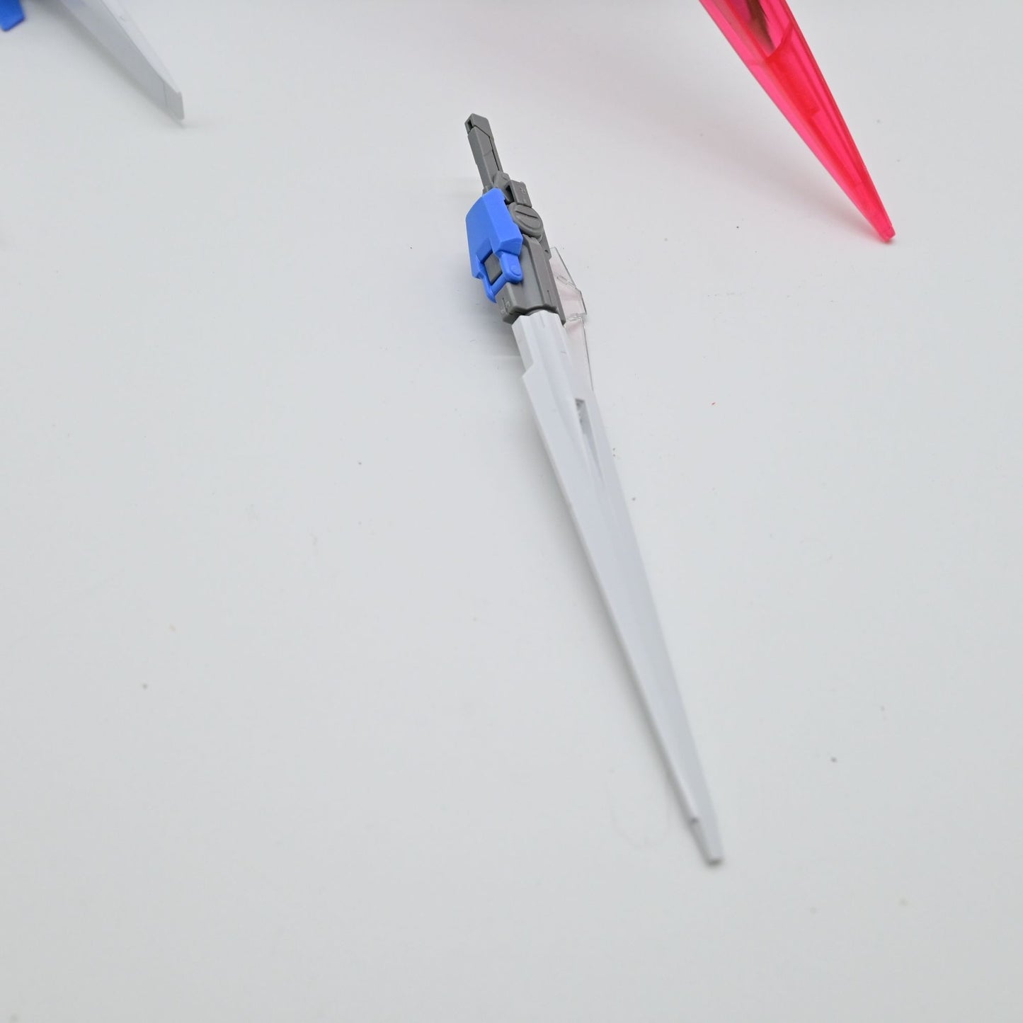 Bandai 1/144 HG 00 Raiser + GN Sword III Built