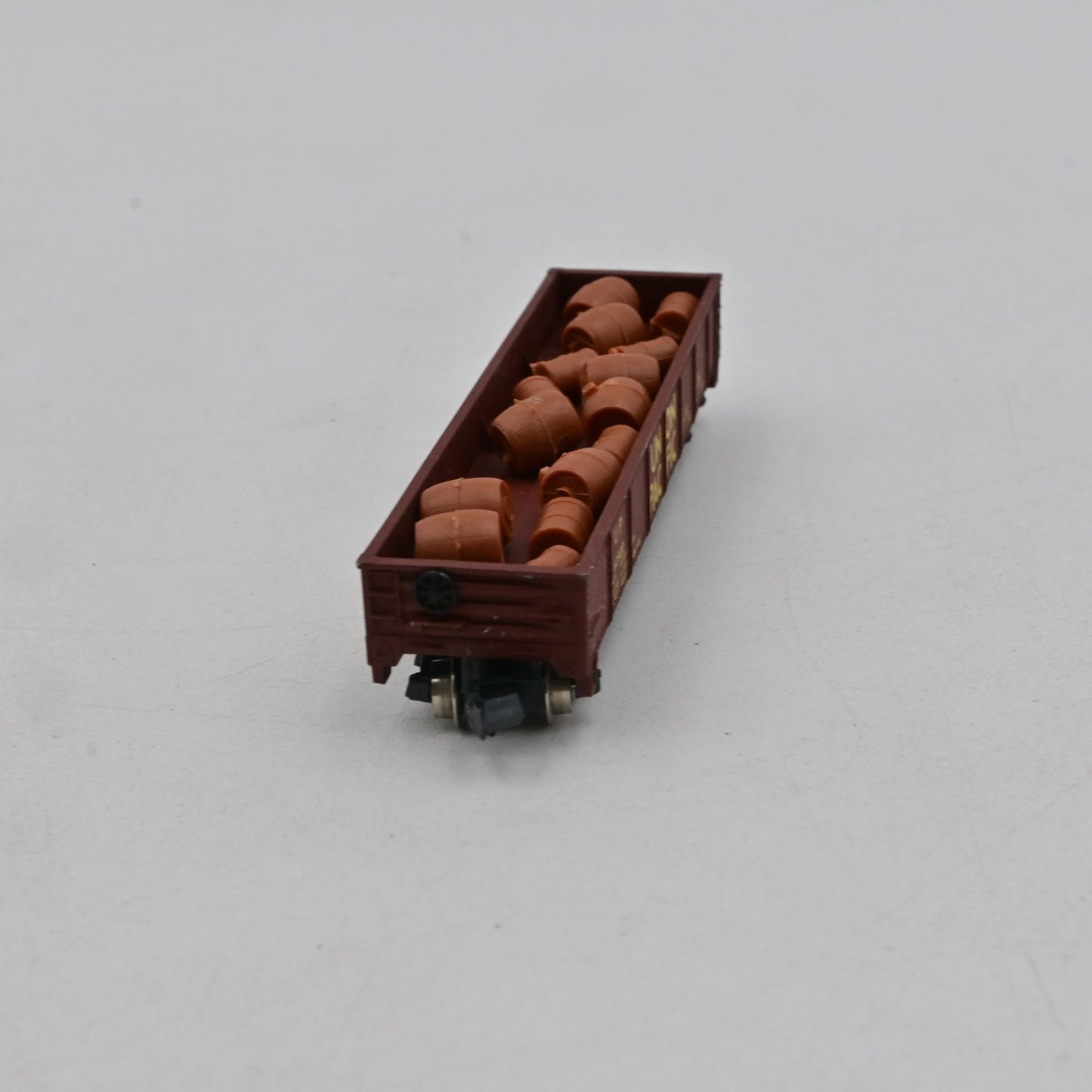 Vintage Atlas N Guage Union Pacific 60900 Barrel Freight Car