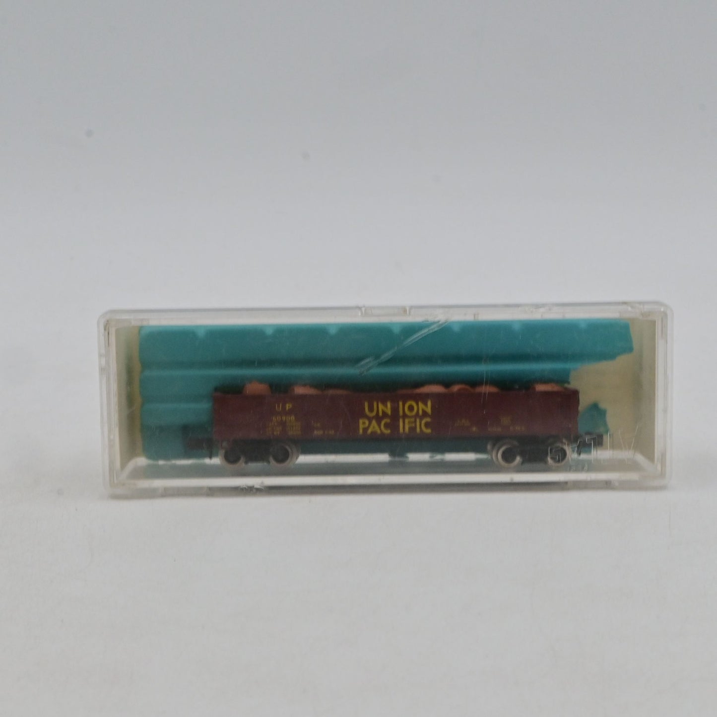 Vintage Atlas N Guage Union Pacific 60900 Barrel Freight Car