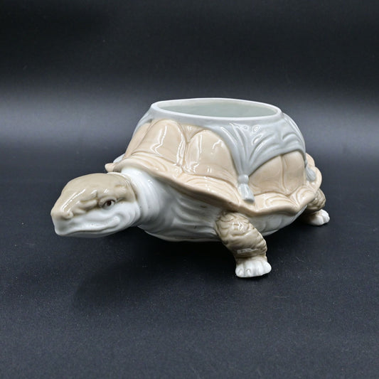 Porcelana de Cuernavaca Mexico Turtle Planter Figure