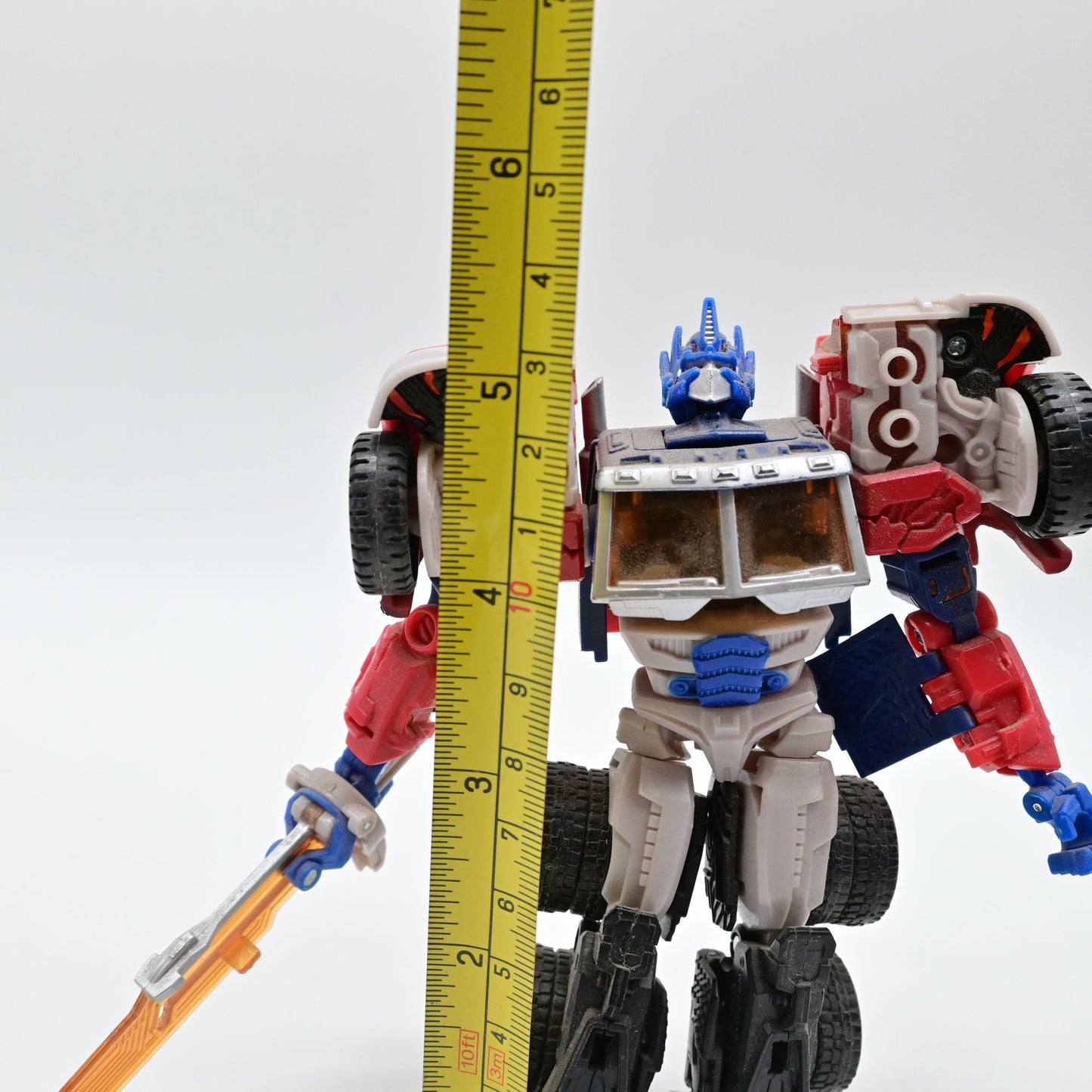 Transformers UN-22 G2 Optimus Prime Yellow Blade Action Figure