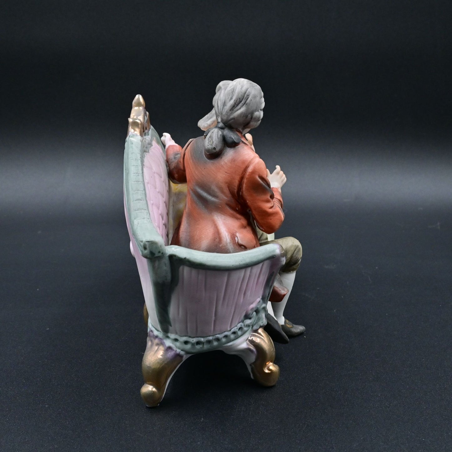 Cucci Royal Crown Porcelain Figurine Victorian Couple On Couch Vintage 1970s