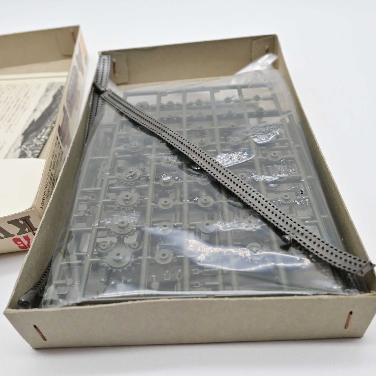 1/76 Russian Heavy Tank KV-1A Type 1941 Model Kit Fujimi World Armor Series No.2