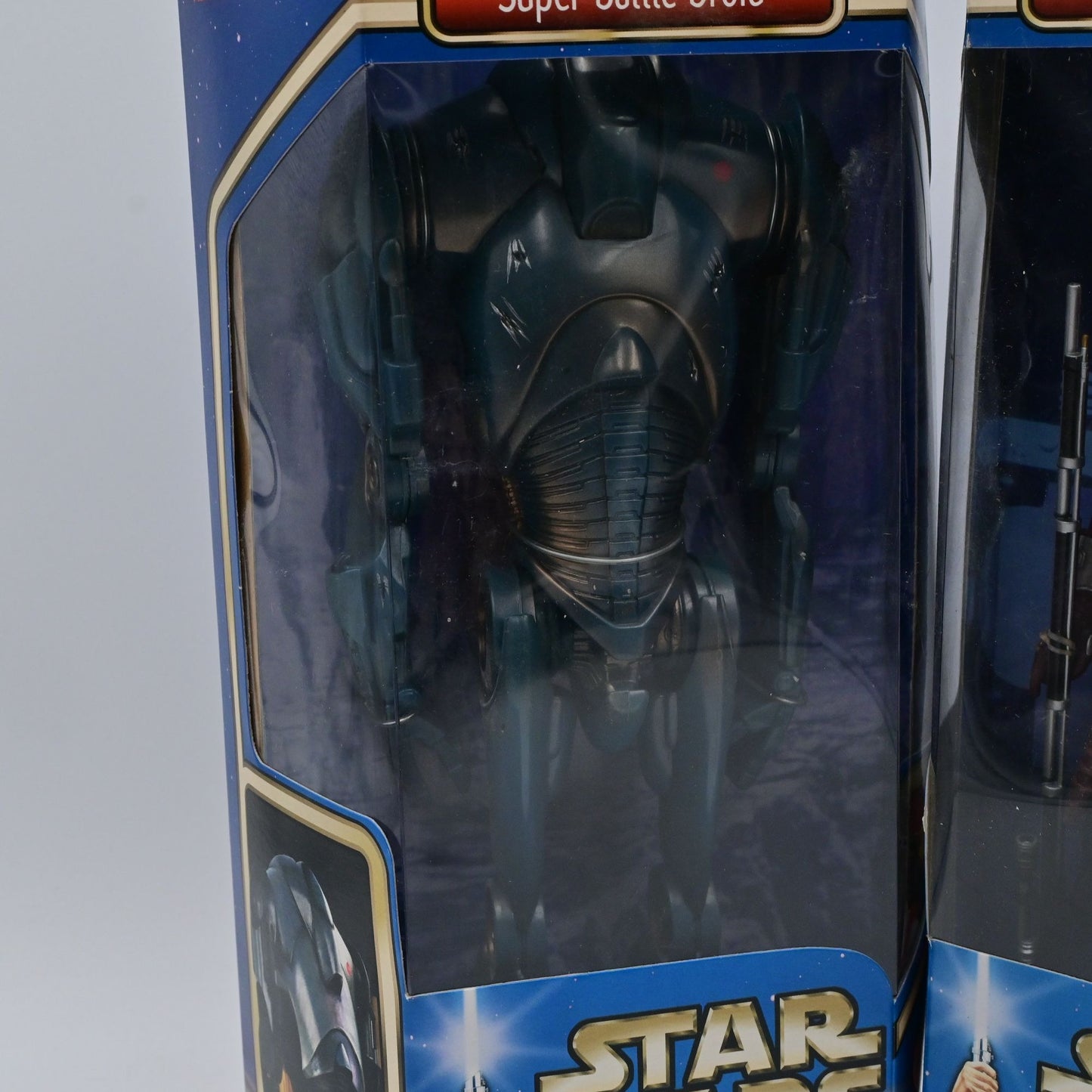 Star Wars Attack Of The Clones Super Battle Droid & Zam Wesell Action Figures