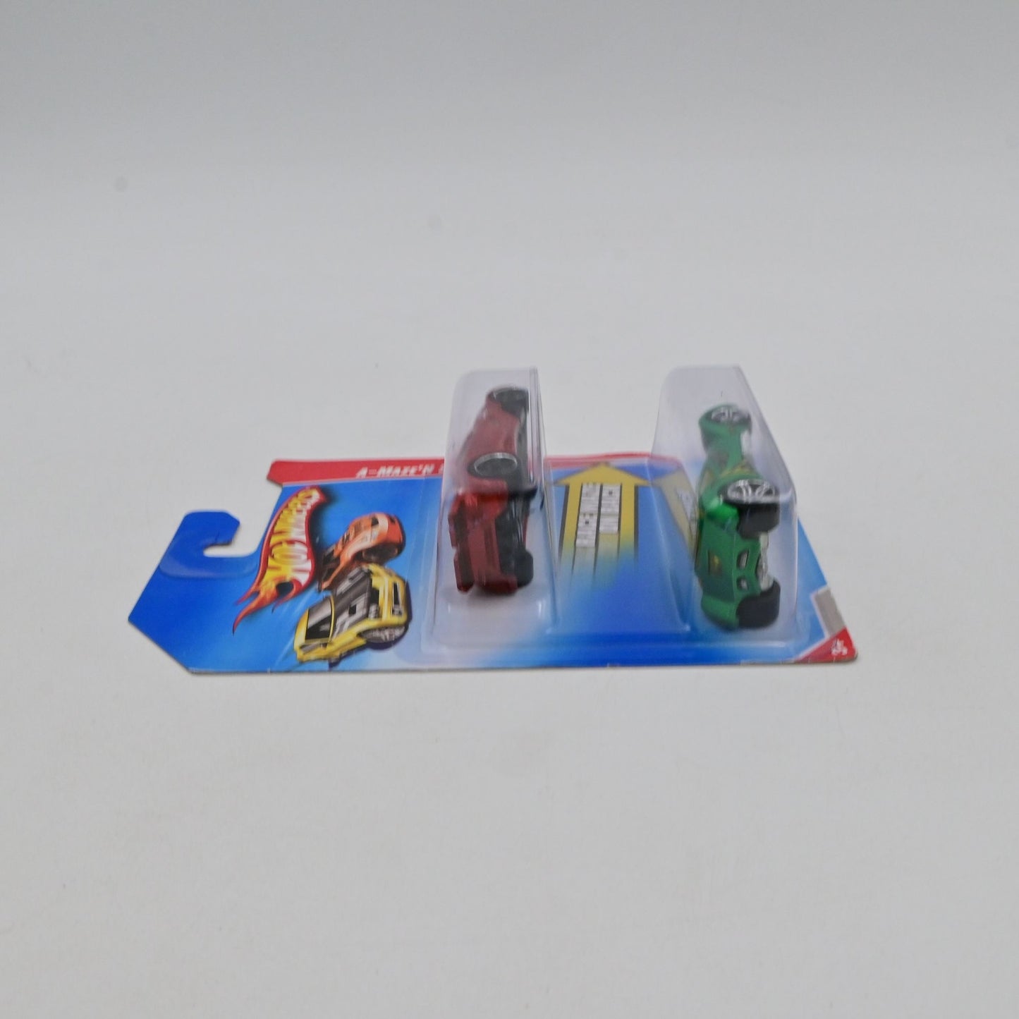 Hot Wheels A-Maze N Speedway 2-Pack Scorcher & Sinstra Die-Cast Cars