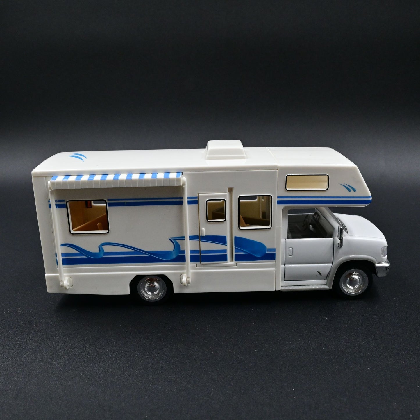 Superior-Sunnyside Sunny Recreational Van Dealer Promo Model 1/32 Vintage