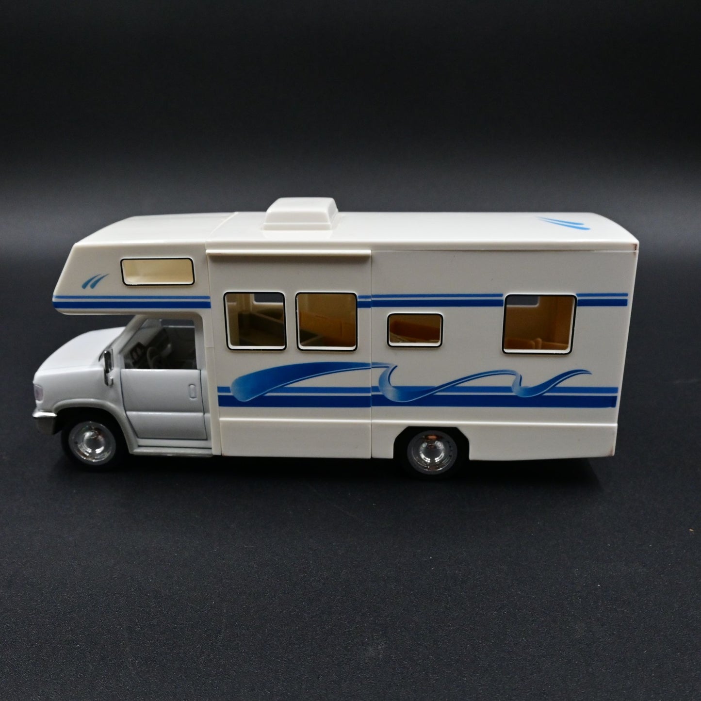 Superior-Sunnyside Sunny Recreational Van Dealer Promo Model 1/32 Vintage