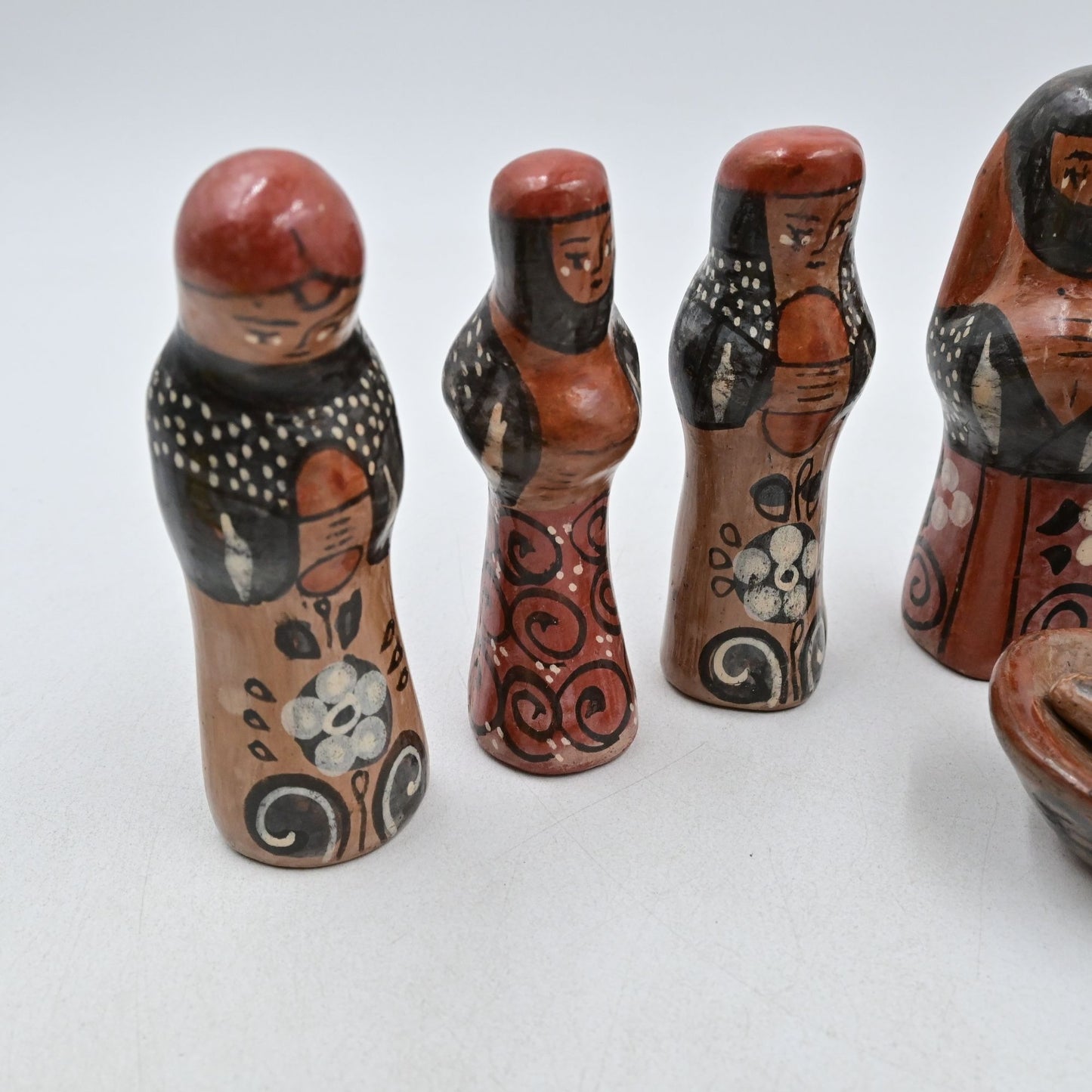 Mexican Pottery Folk Art Tonola 11 Piece Nativity Set Hand Painted
