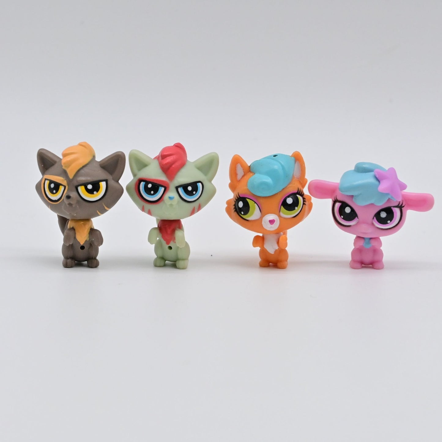 Littlest Pet Shop Mini Figure Lot Of 4 Collectibles Cat & Lamb Toy Figures