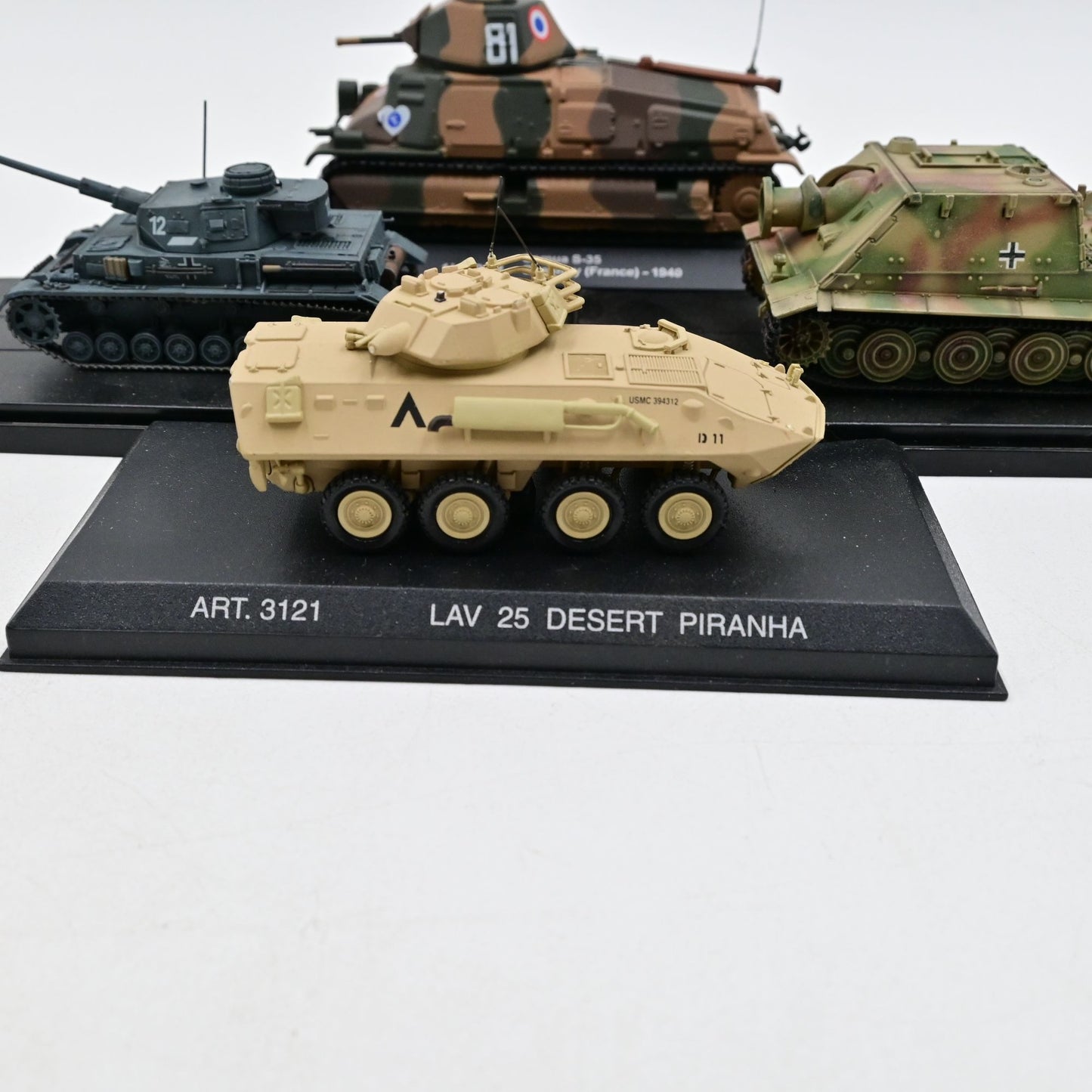 WWII / Gulf War Military Tanks On Display Bases Bundle Of 4