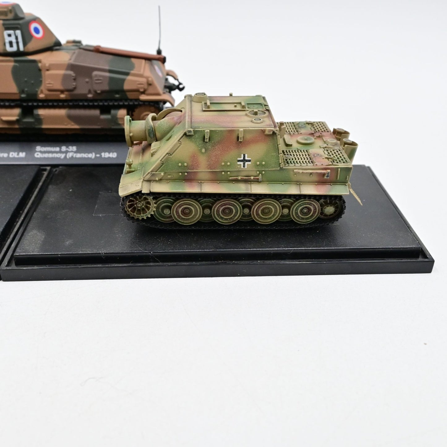 WWII / Gulf War Military Tanks On Display Bases Bundle Of 4