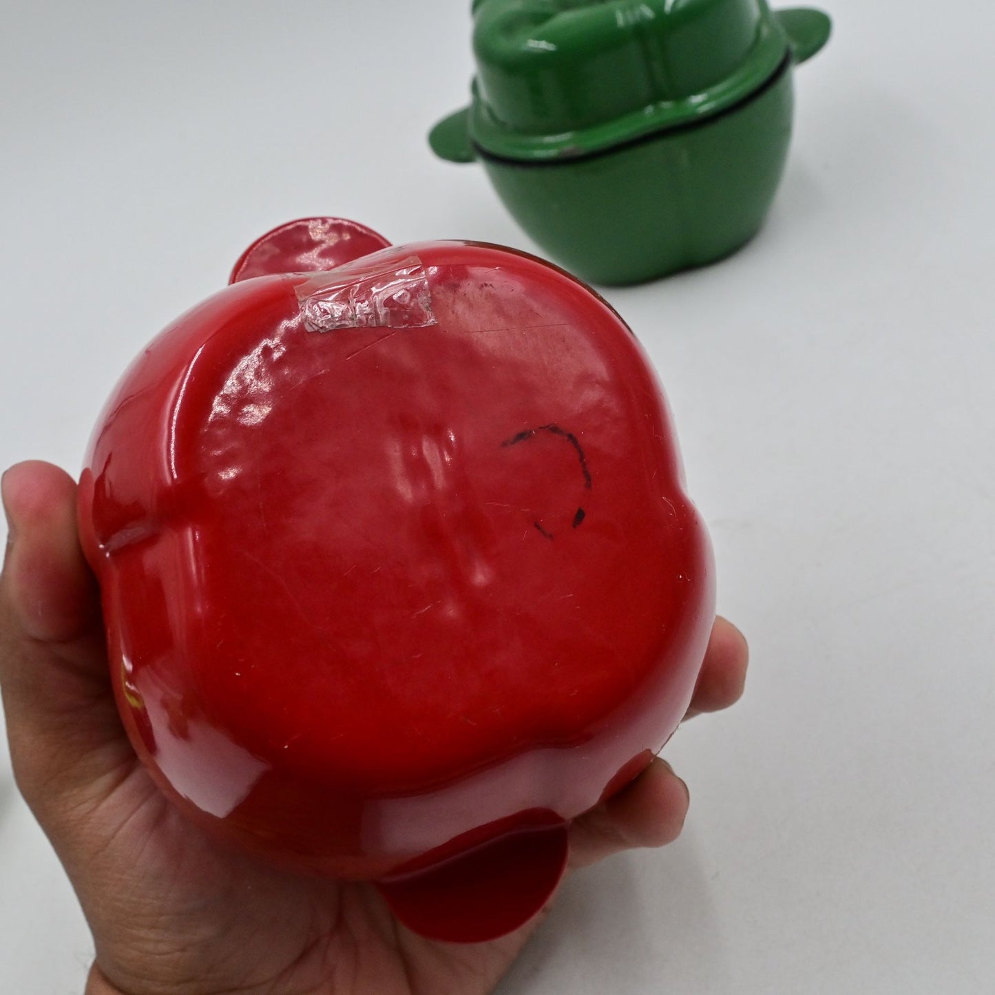 Red And Green Bell Pepper Cast Iron Mini 4"