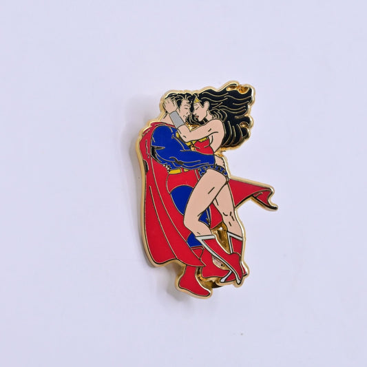 Superman & Wonder Woman Fantasy Pin LE 100
