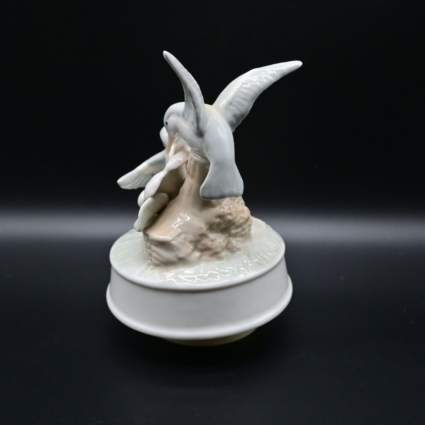 Karen Carson Creations Porcelain Hummingbird Figurine Music Box Vintage