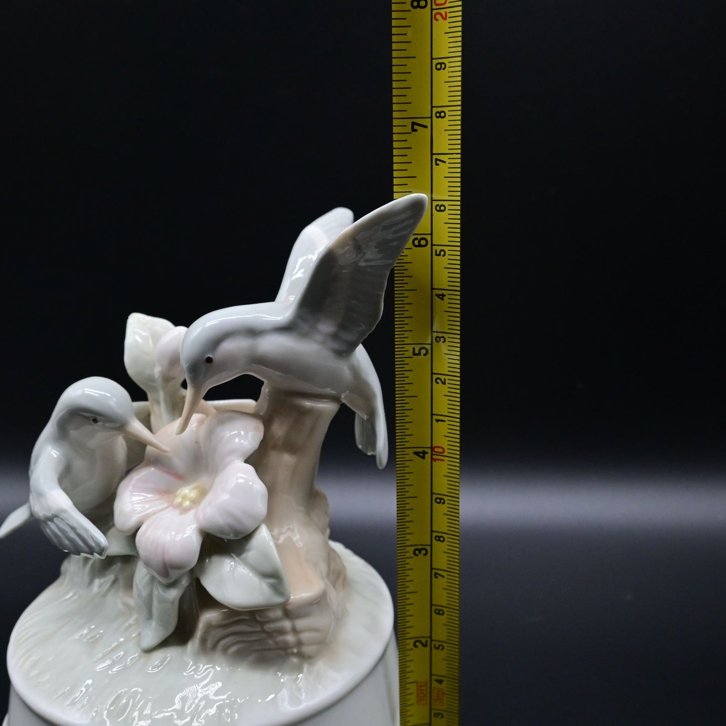 Karen Carson Creations Porcelain Hummingbird Figurine Music Box Vintage