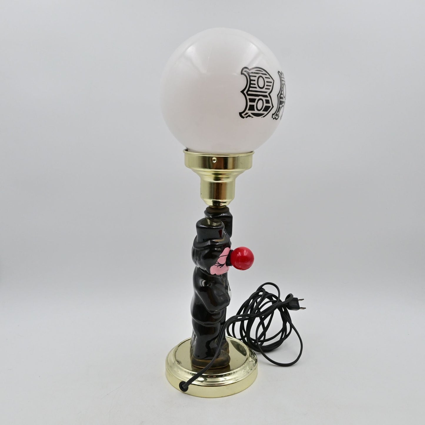 Charlie Chaplin Drunk Bum Lamppost Needs New Nose Lightbulb