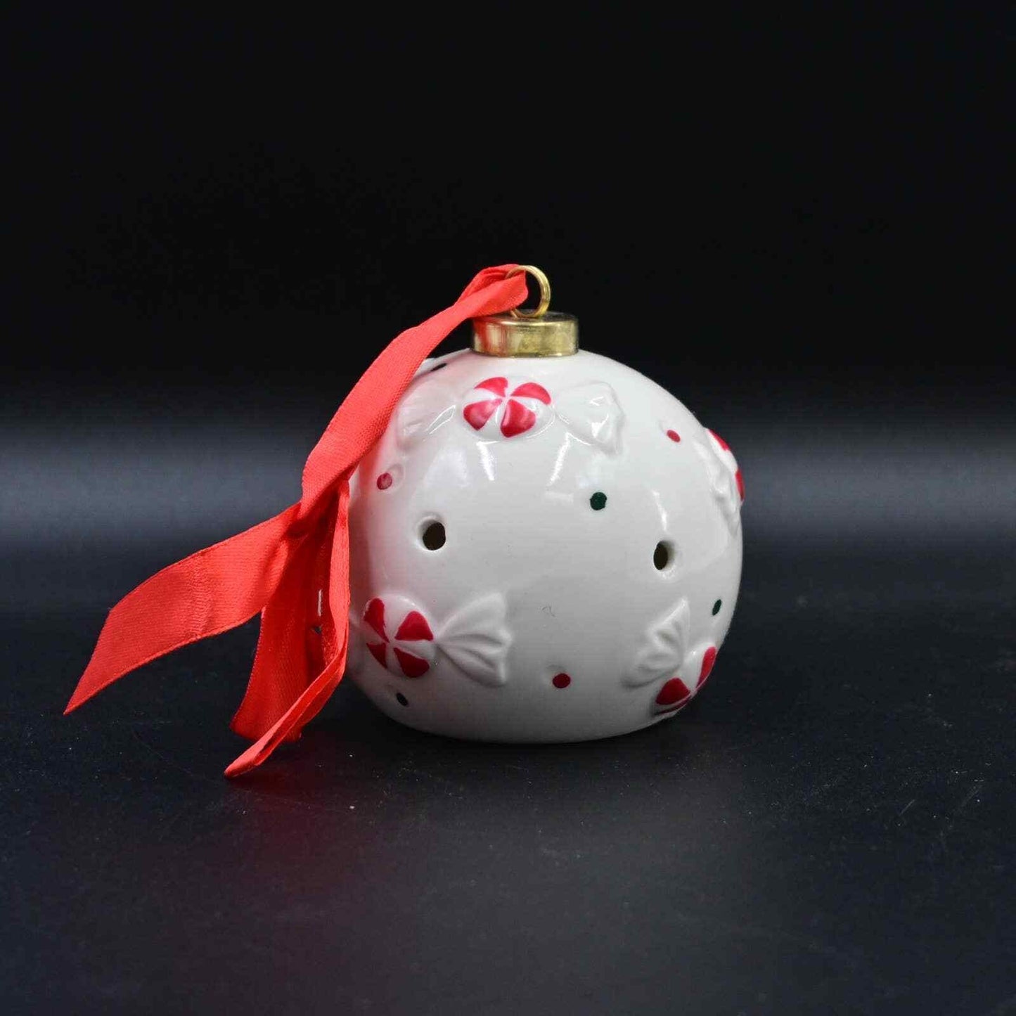 Ceramic Ball Light-Up White Candy Christmas Tree Ornament