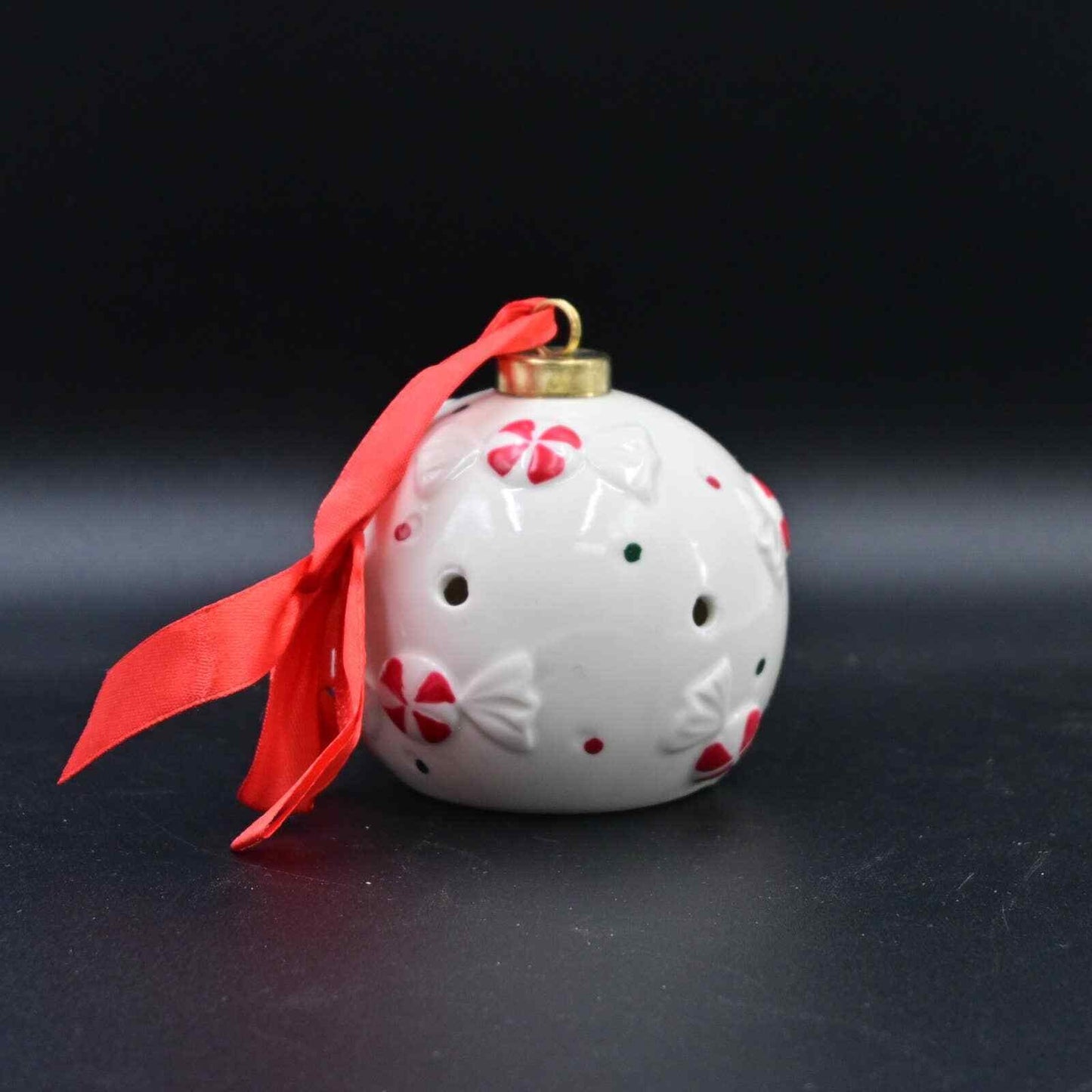 Ceramic Ball Light-Up White Candy Christmas Tree Ornament