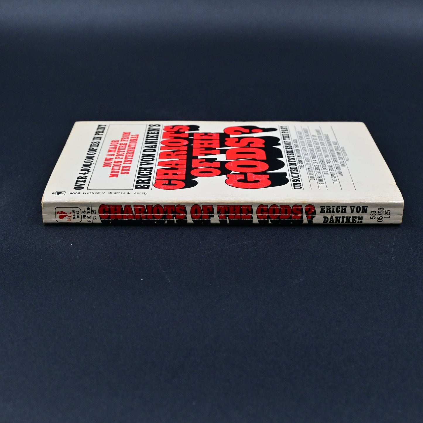 Chariots of The Gods by Erich von Daniken Vintage 1973 Soft Cover