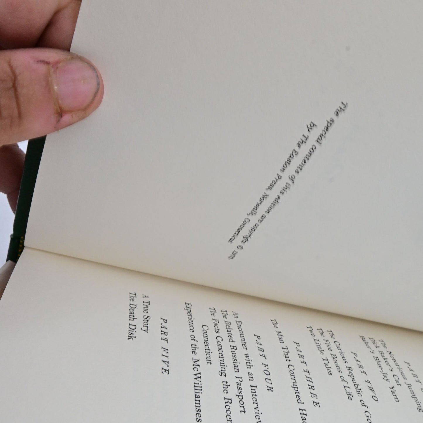 The Notorious Jumping Frog of Calaveras County and Other Stories by Mark Twain