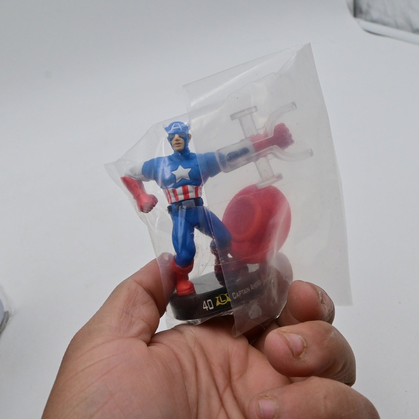 Marvel Heroes Attacktix Battle Figure Game Electro & Captain America