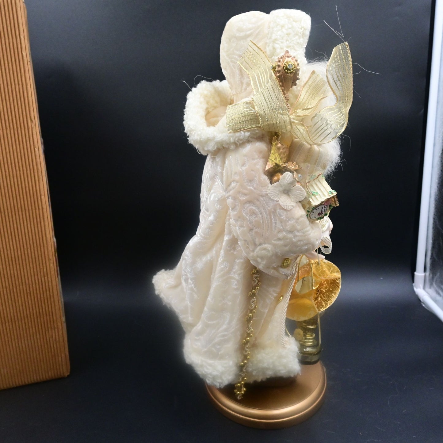 16" Fabric Santa in White Grandeur Noel Collector's Edition Christmas w Box