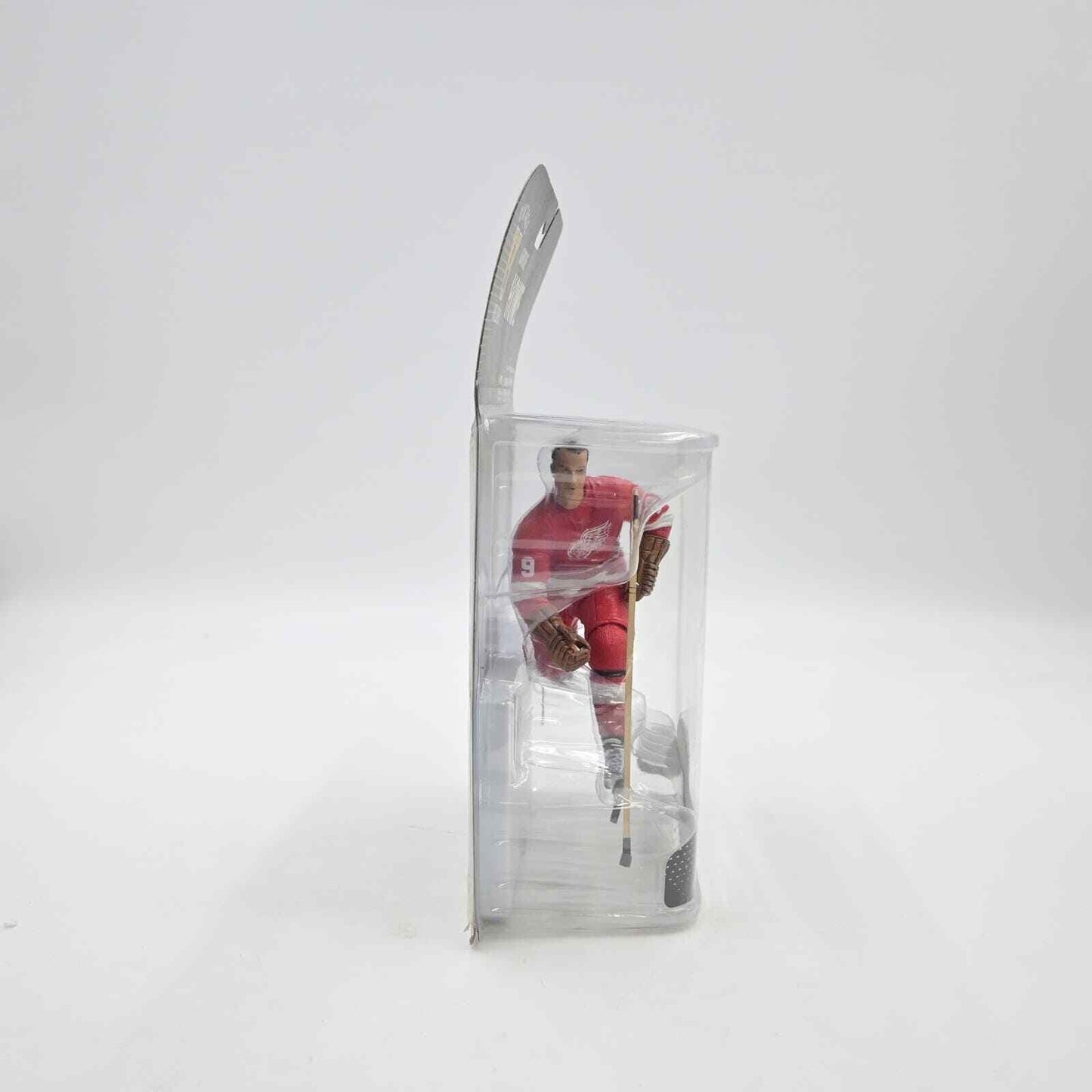 2008 McFarlane Sports NHL Gordie Howe Red Wings Legends Red Jersey