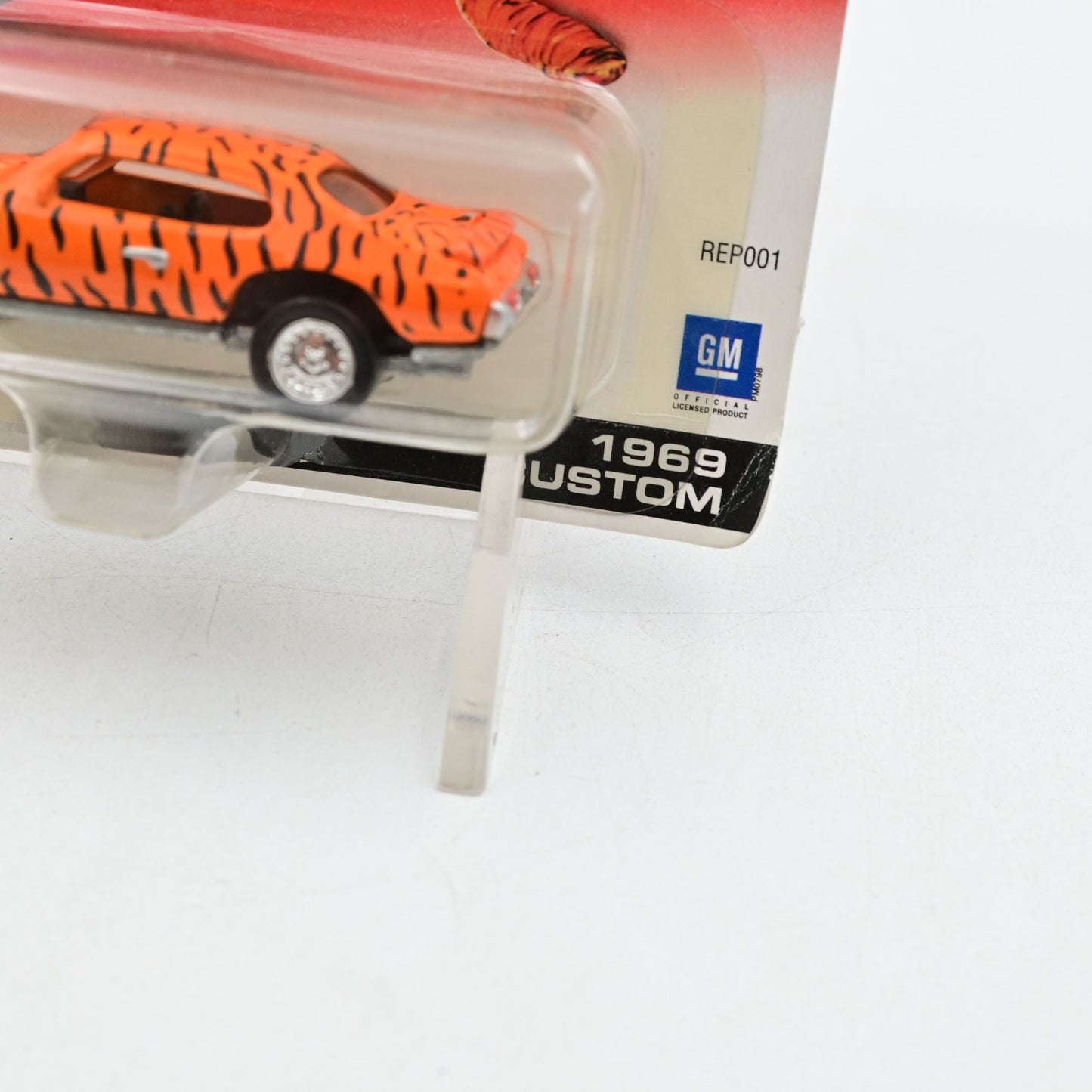 Johnny Lightning Pontiac GTO 1969 Custom Tiger Stripped Paint 1:64 Diecast