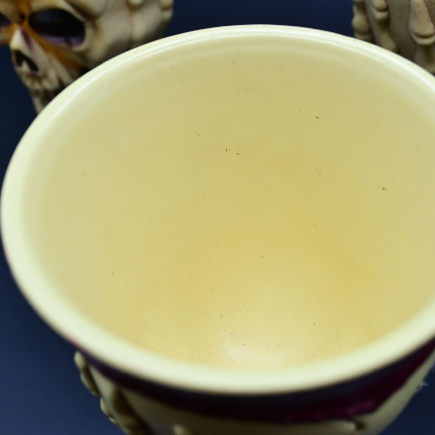 Halloween Skull Goblet Set Of 4 Skeleton Hand Design 7.5" Tall Plastic Cups
