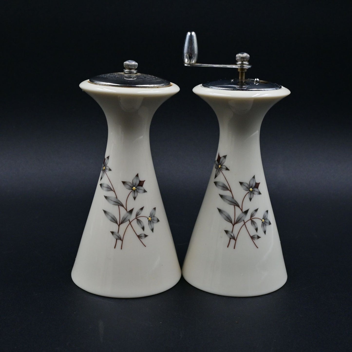 Lenox Kingsley Salt And Pepper Grinder Mill Set