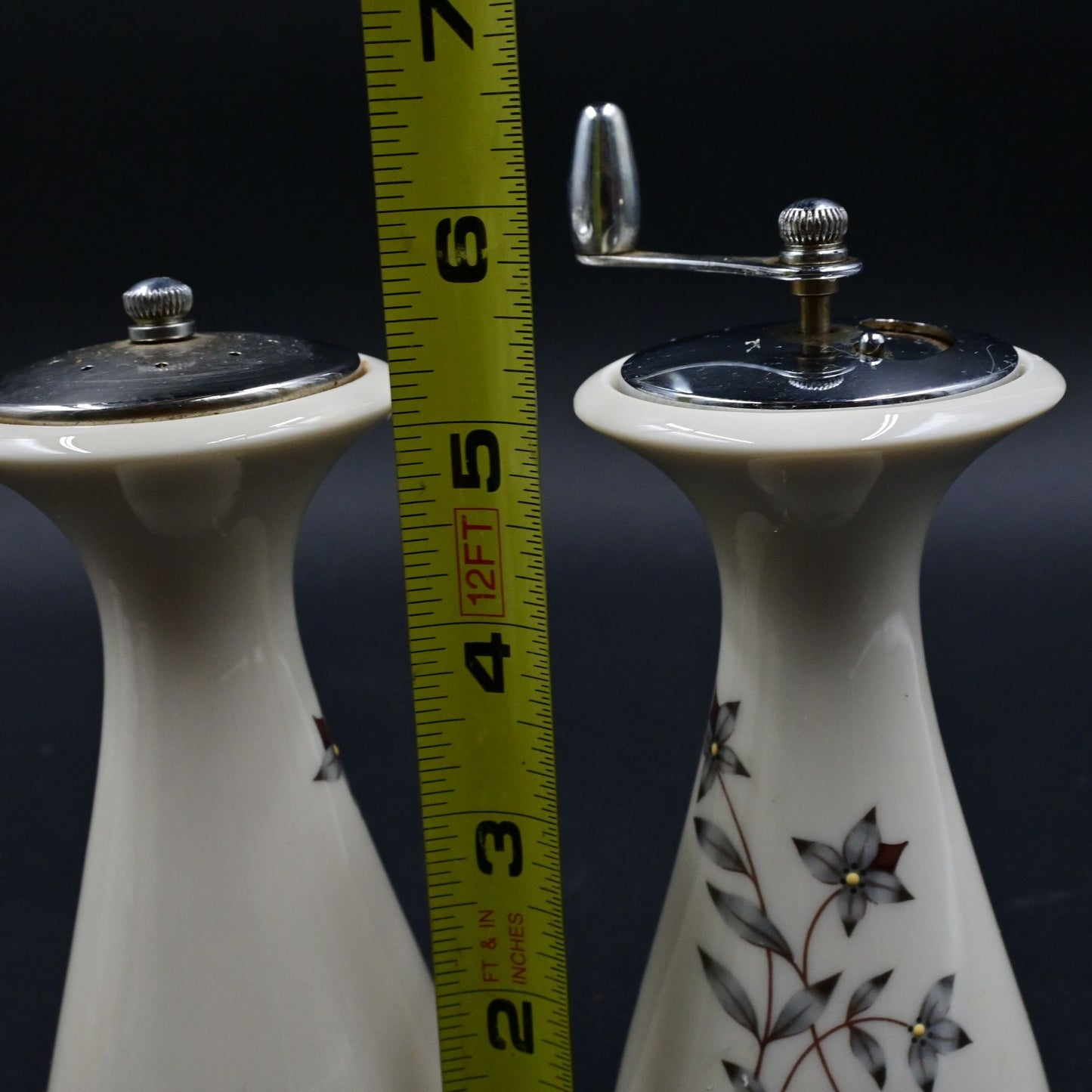 Lenox Kingsley Salt And Pepper Grinder Mill Set
