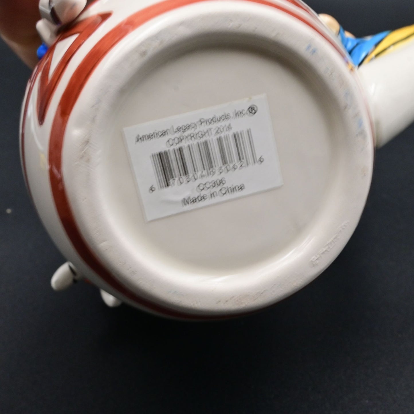 2014 Storyteller Pottery Mug Coffee Cup 3D People