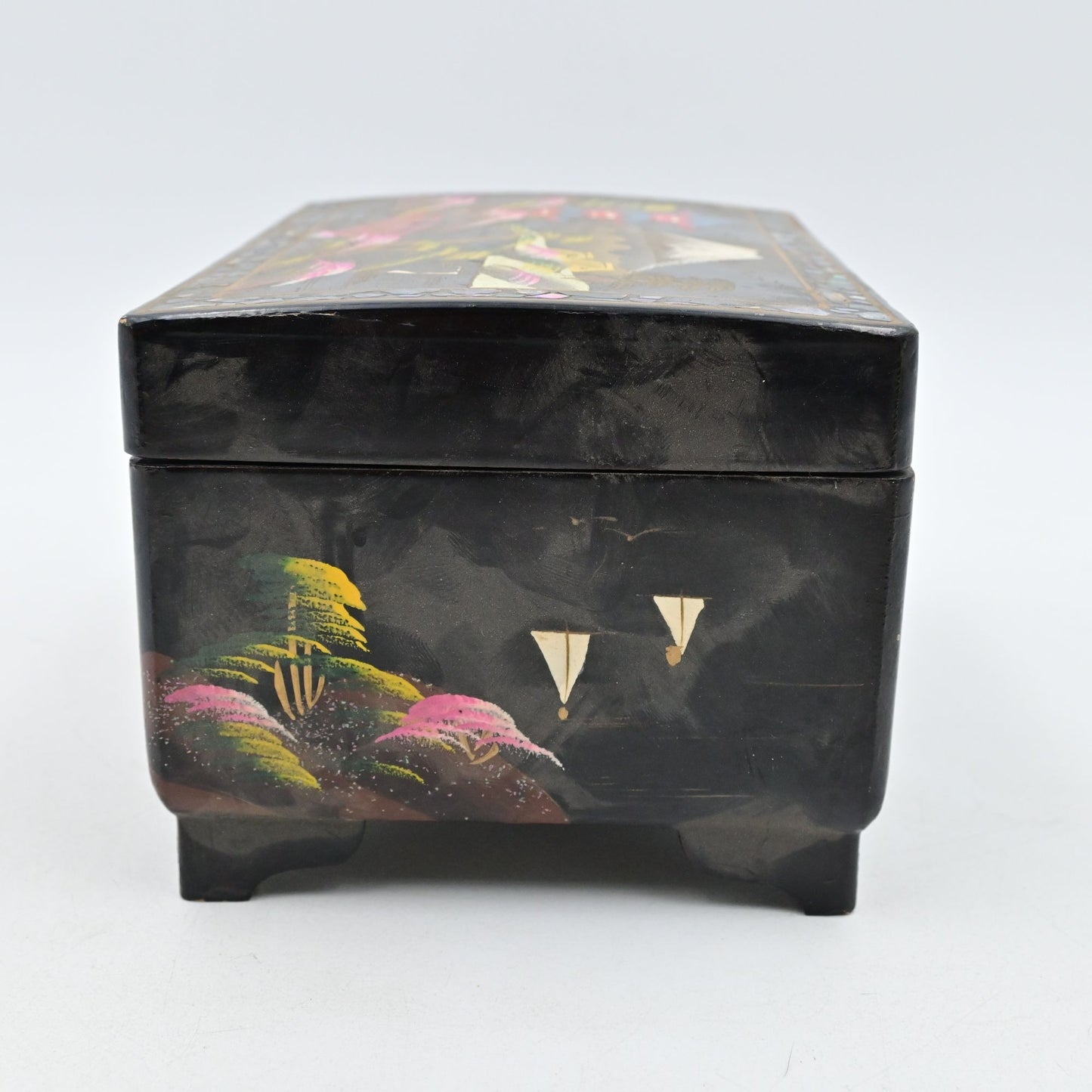Vintage Japan Hand Painted Black Lacquer Musical Jewelry Box Mother of Pearl