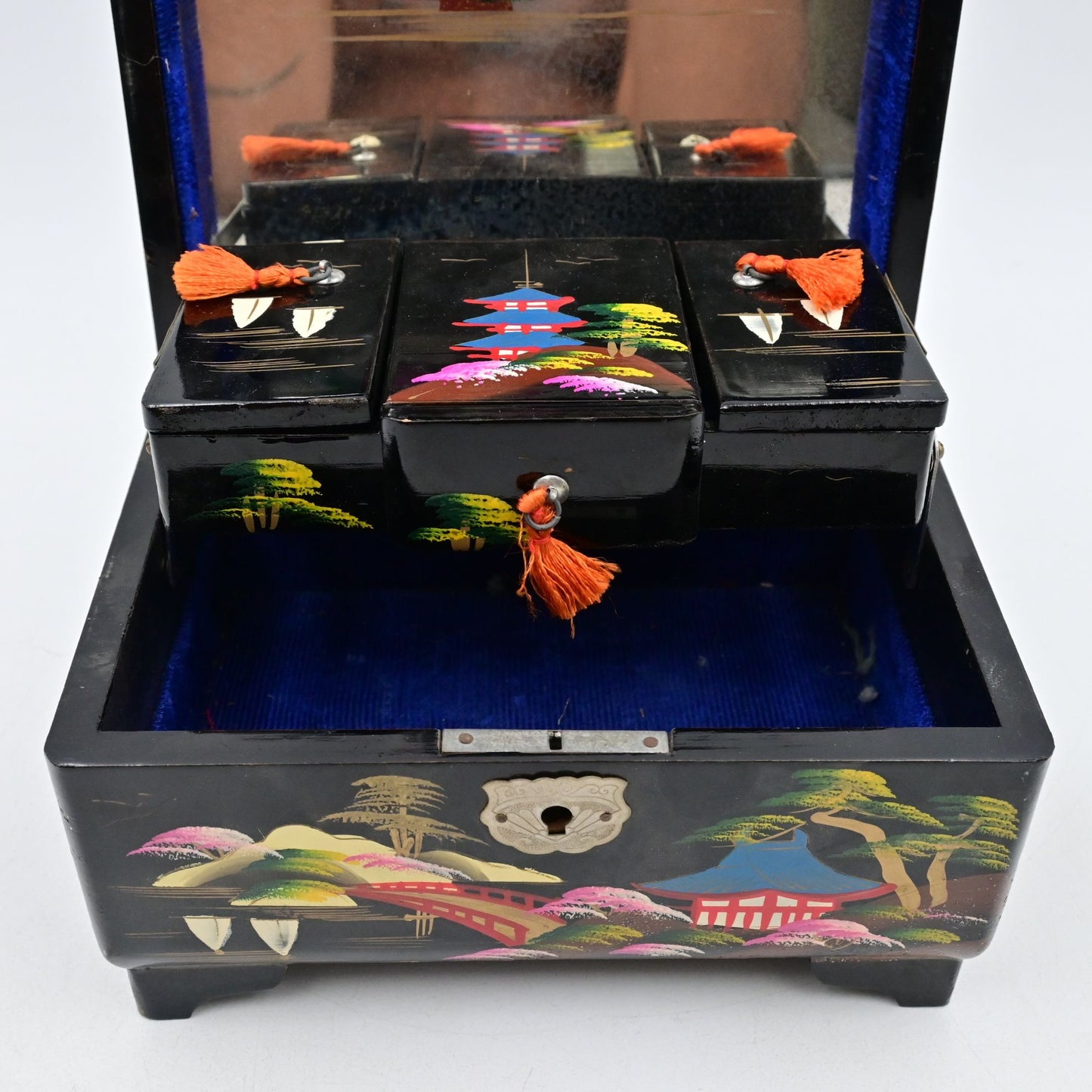 Vintage Japan Hand Painted Black Lacquer Musical Jewelry Box Mother of Pearl