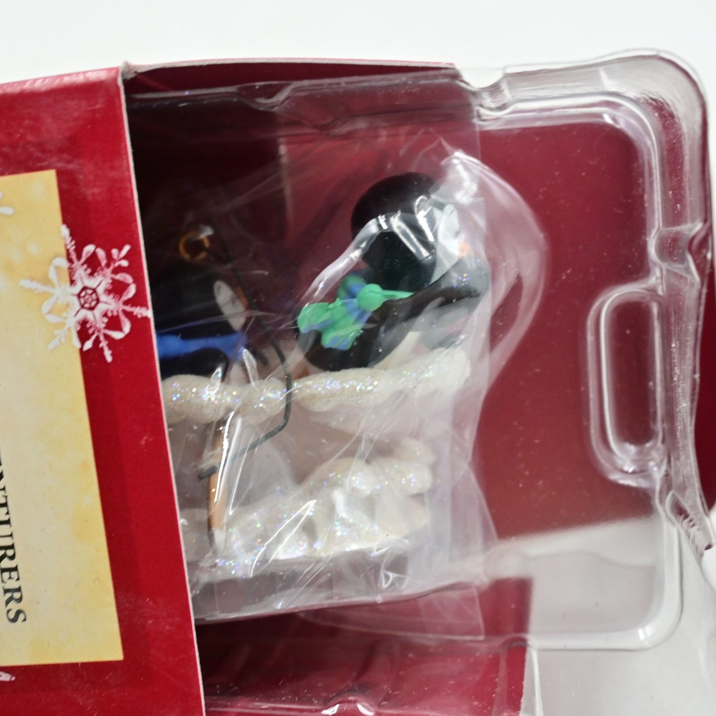 Hallmark Keepsake Arctic Adventures Iceberg Penguins Christmas Ornament 2005
