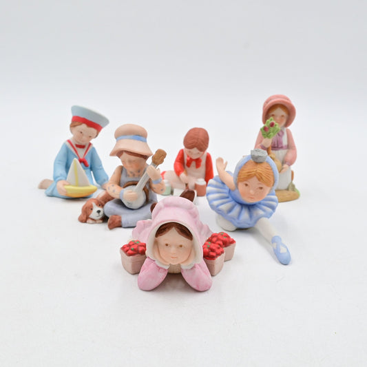 Holly Hobbie American Greetings Miniature Figure Bundle Of 6