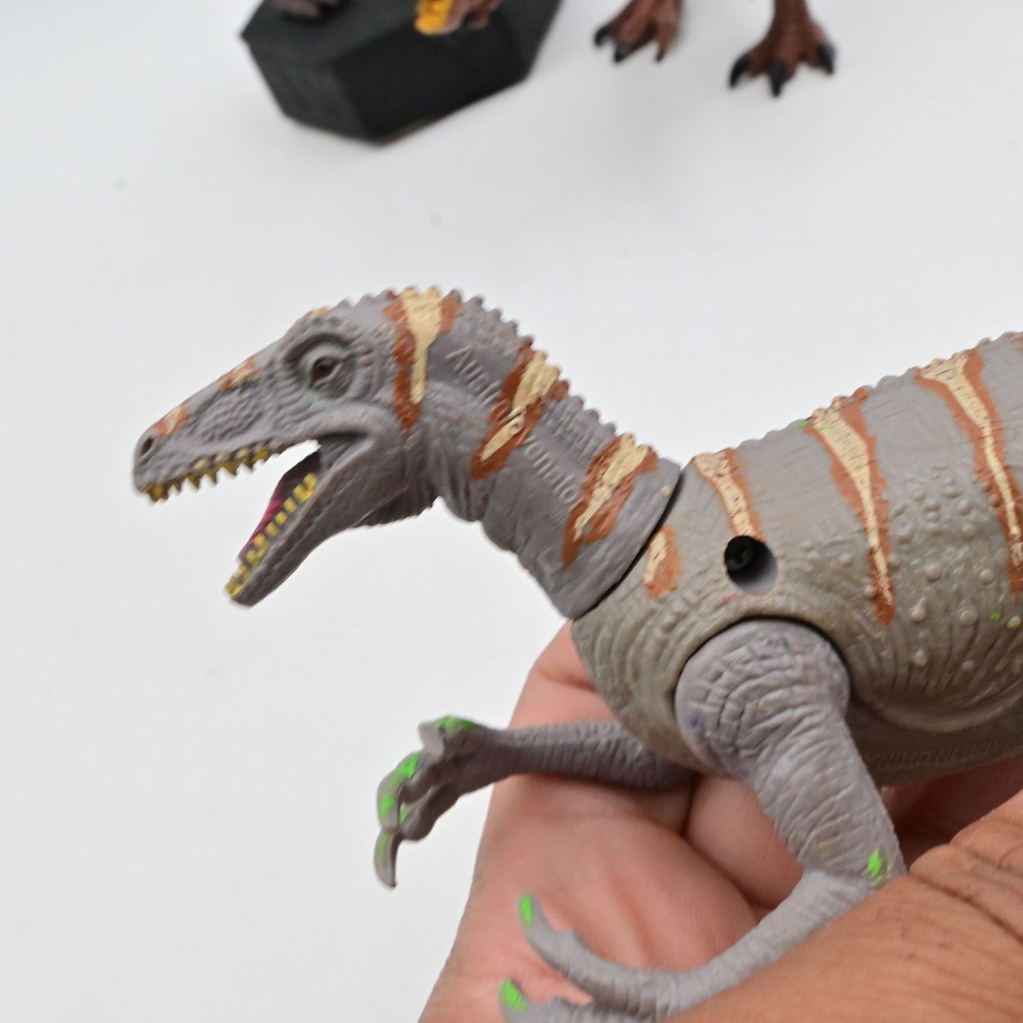Jurassic World Dinosaur Velociraptor & Spinosaurus Kid Galaxy T-Rex