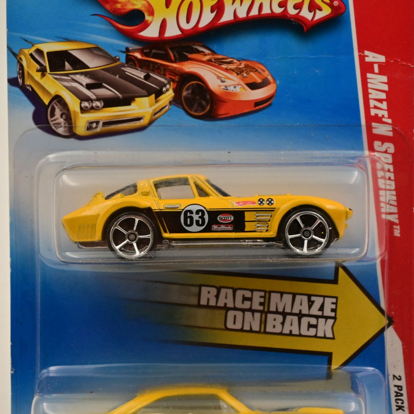 Hot Wheels A-Maze N Speedway 2-Pack Corvette Grand Sport & '86 Ford Fairlane GT