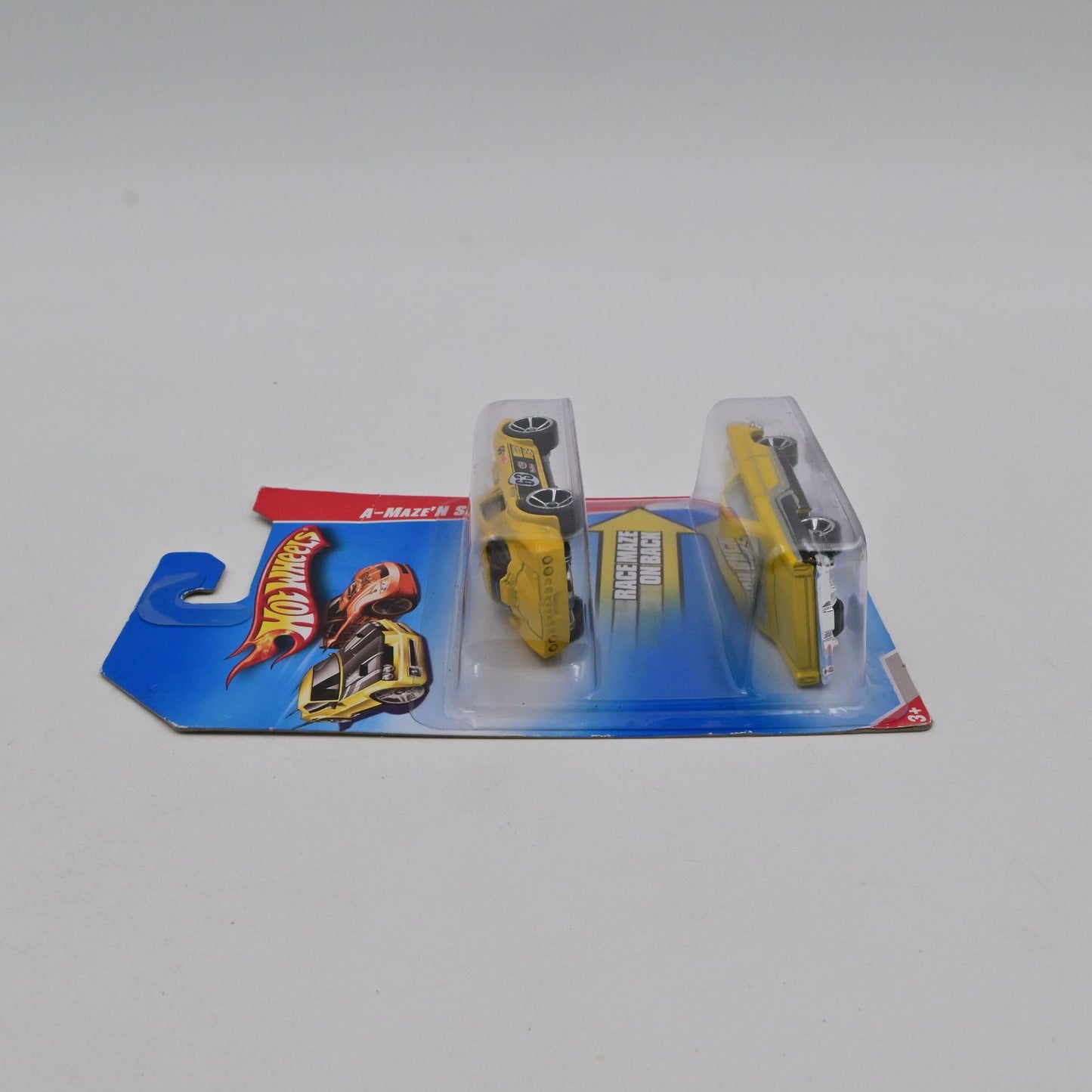 Hot Wheels A-Maze N Speedway 2-Pack Corvette Grand Sport & '86 Ford Fairlane GT