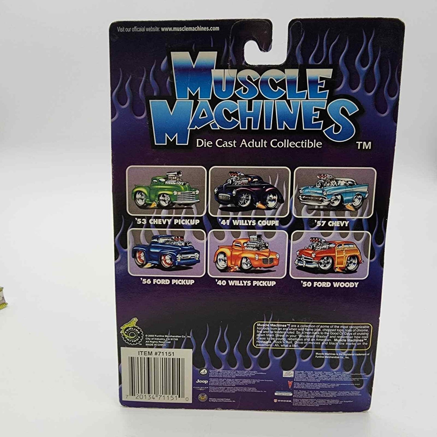 Muscle Machines '66 Mustang Gold 1:64 Scale Diecast Car - Vintage 2002