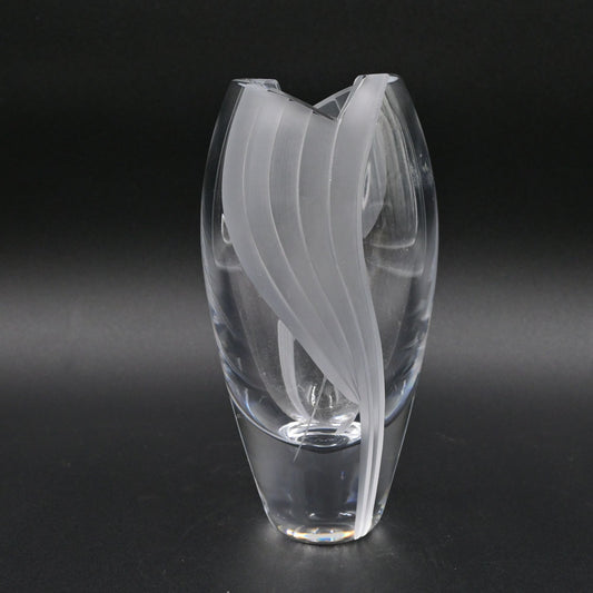 Mikasa Curtain Call Vase Frosted Swirl 7"