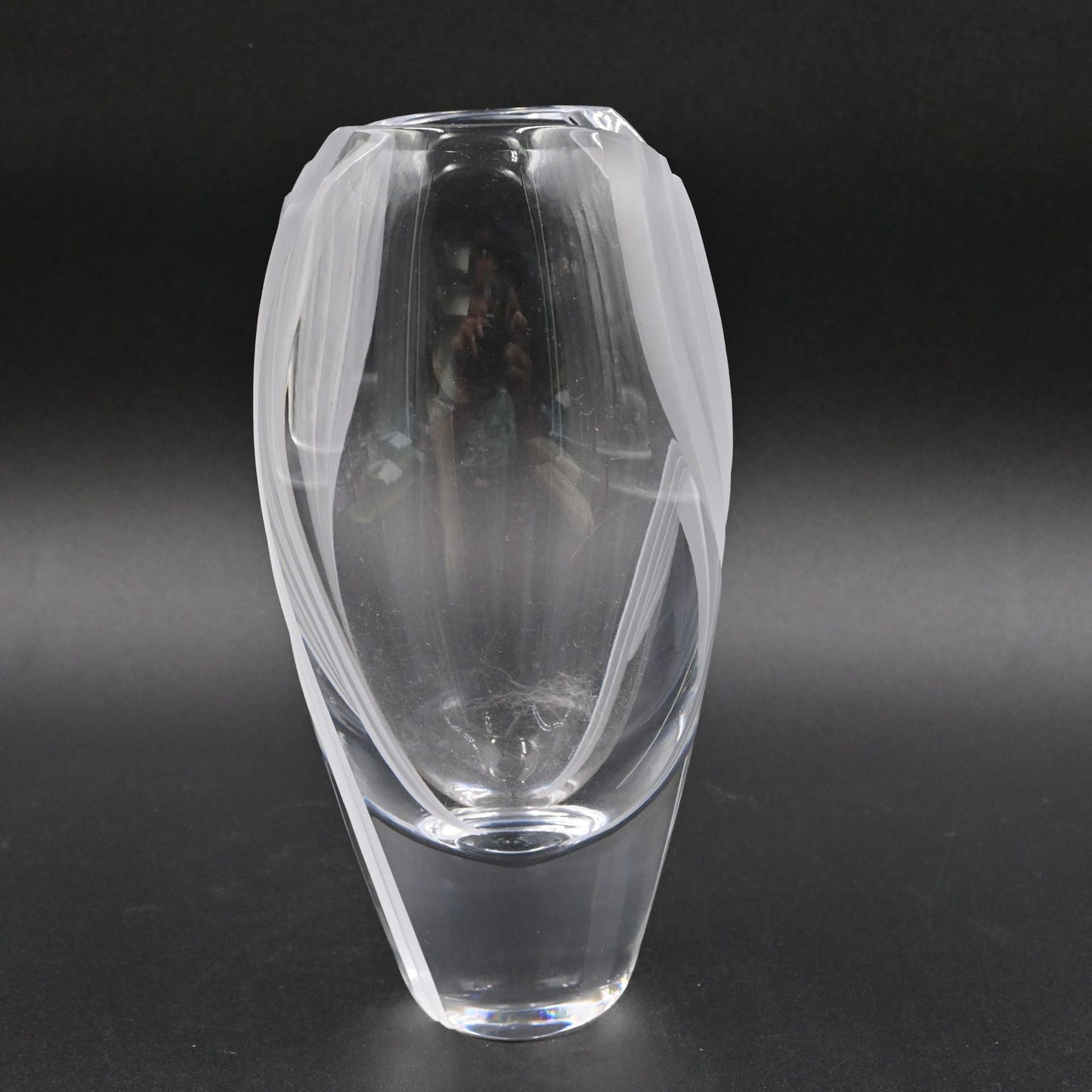 Mikasa Curtain Call Vase Frosted Swirl 7"