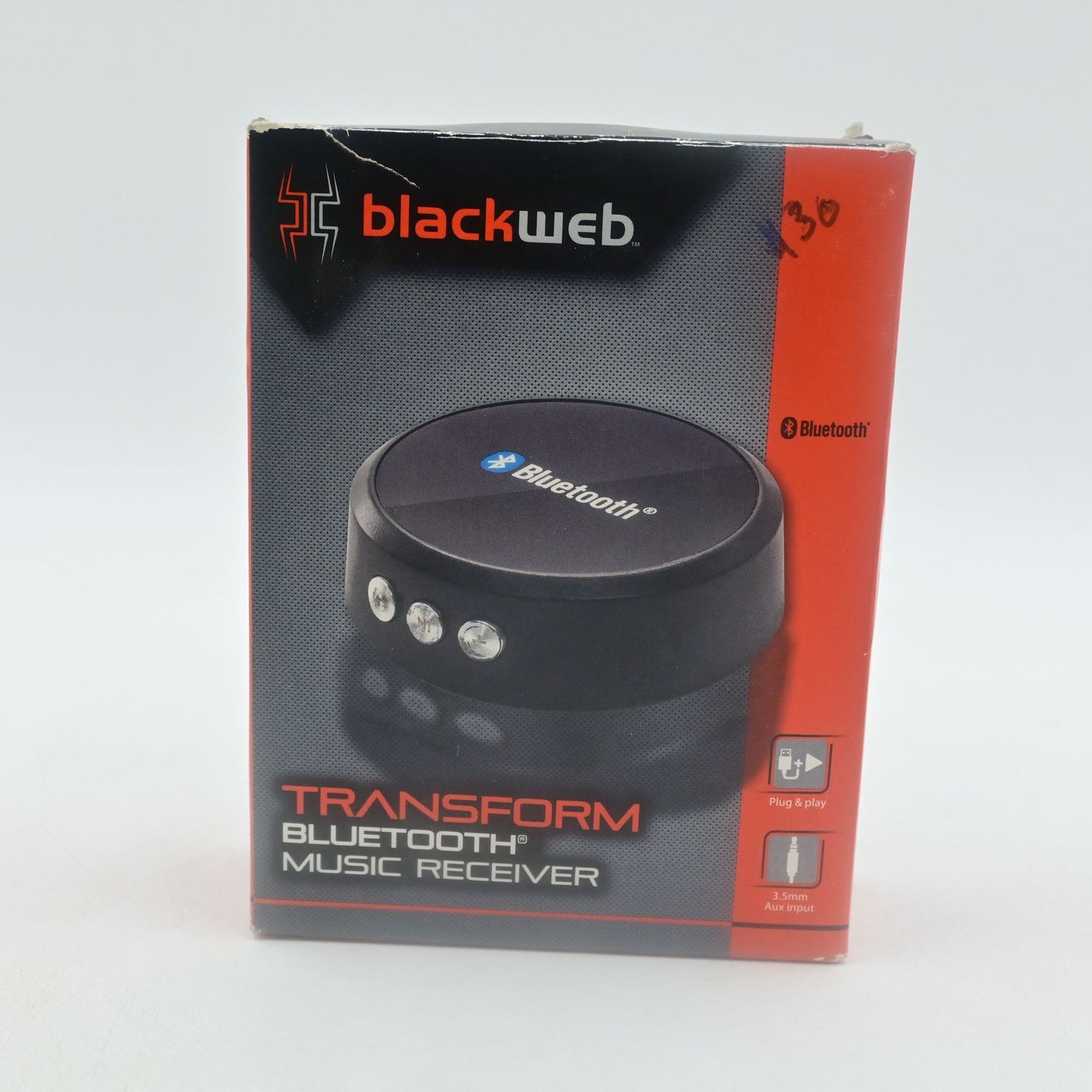 Blackweb BWA15AV163 Bluetooth Music Receiver