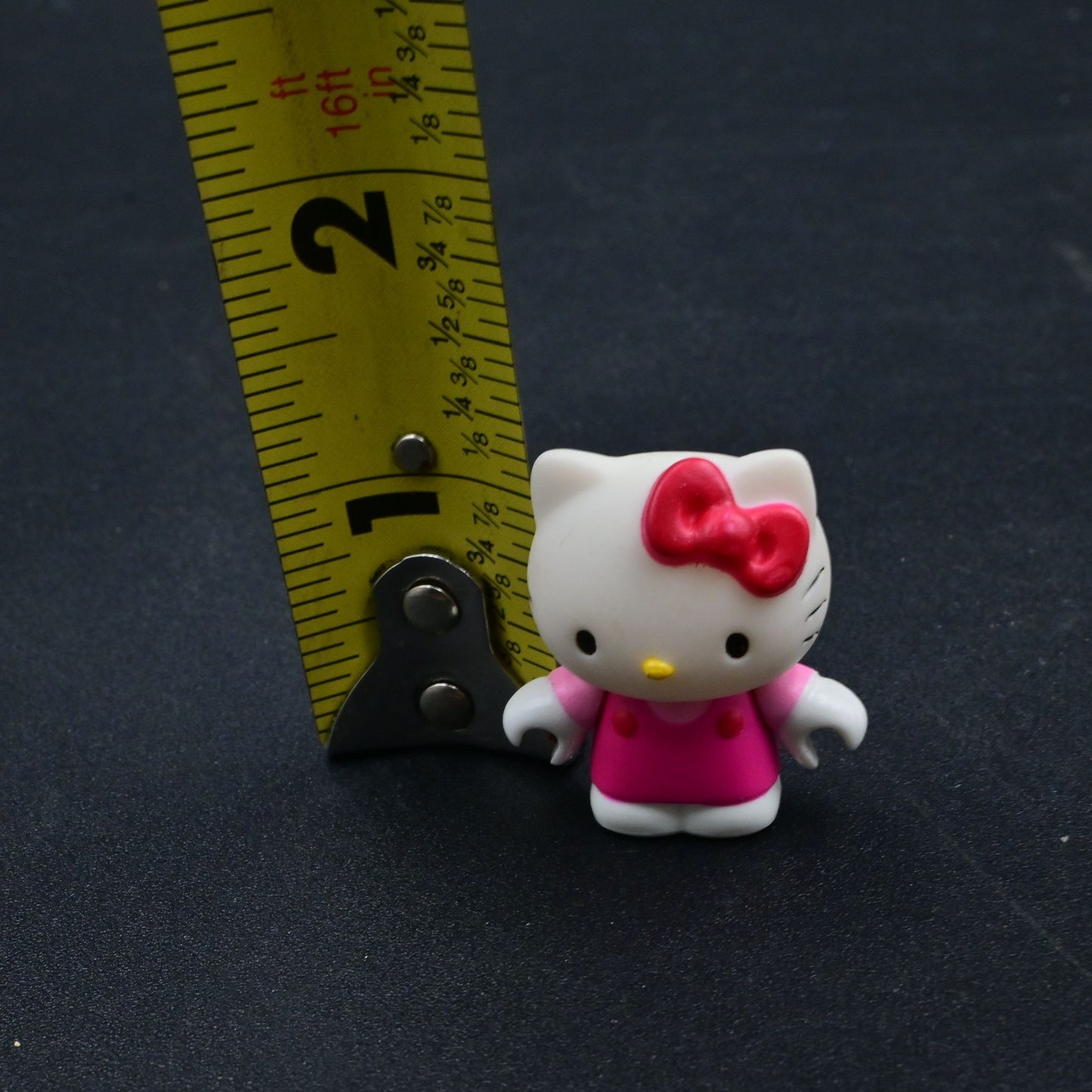 Sanrio Hello Kitty Mega Bloks Mini Figures Bundle Of 4
