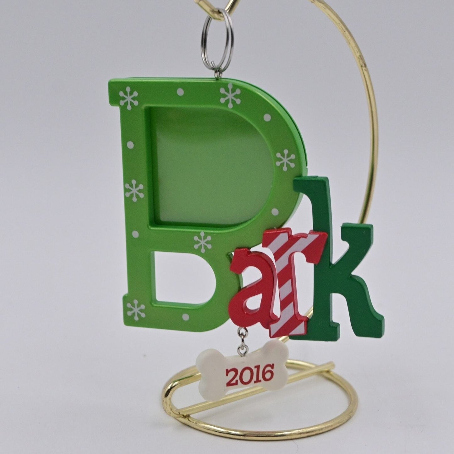 2016 Hallmark Keepsake Bark Christmas Ornament Frame
