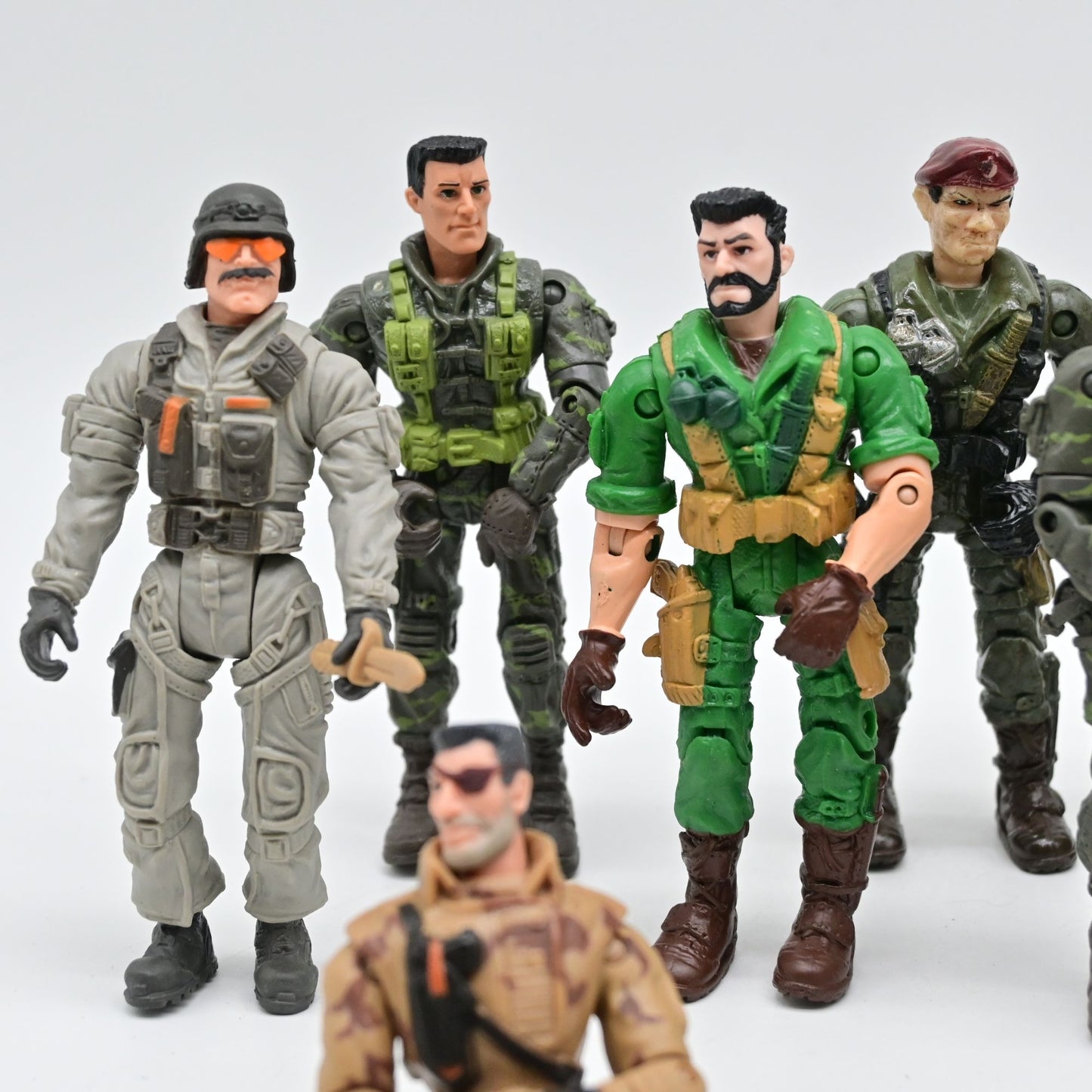 The Corps Elite Bundle Of 10 Figures + 1 Jeep